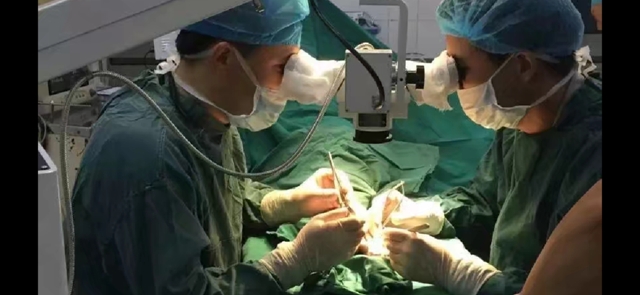 我院骨科医生妙手回春 患者左手“四指复杂断指”10小时后手术成功再植