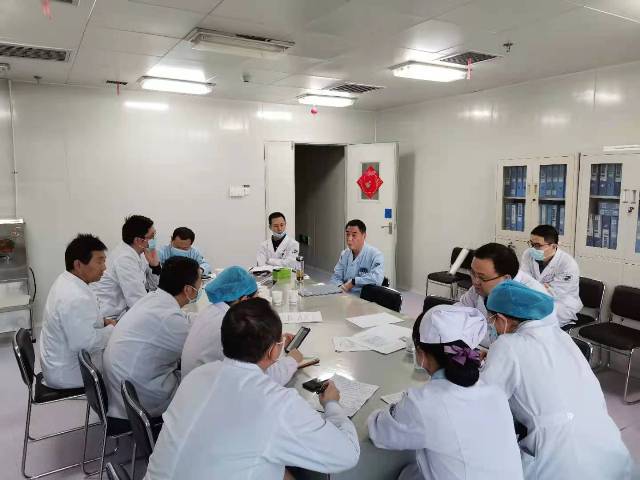 我院重症医学科成功抢救一例骨水泥植入综合征致心脏骤停患者