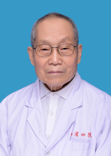 侯冰